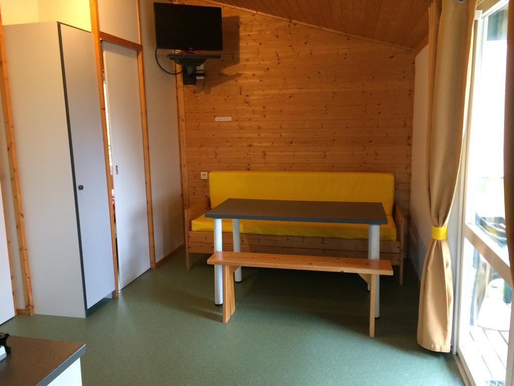 Camping Les Lupins Seppois-le-Bas Exterior photo